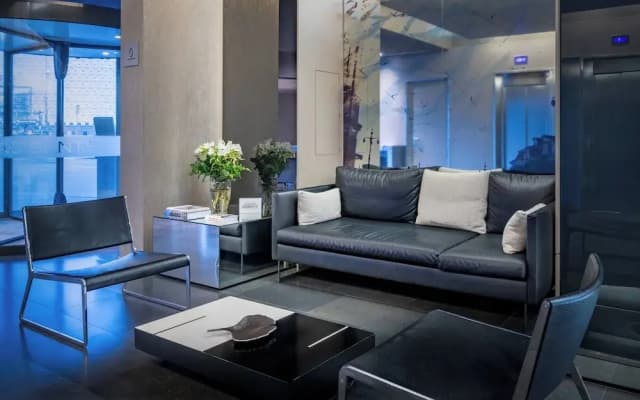 AC Hotel Sants - photo 4