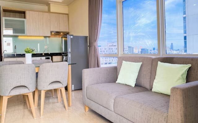 Comfy And Spacious 2Br At Menteng Park Apartment - photo 5