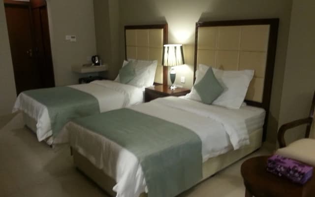 Muscat Inn Hotel - photo 5