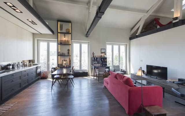 Loft Apartment in the 18th - photo 3