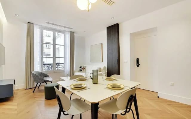 Luxury Apartment 1br/4p - Opera - photo 5