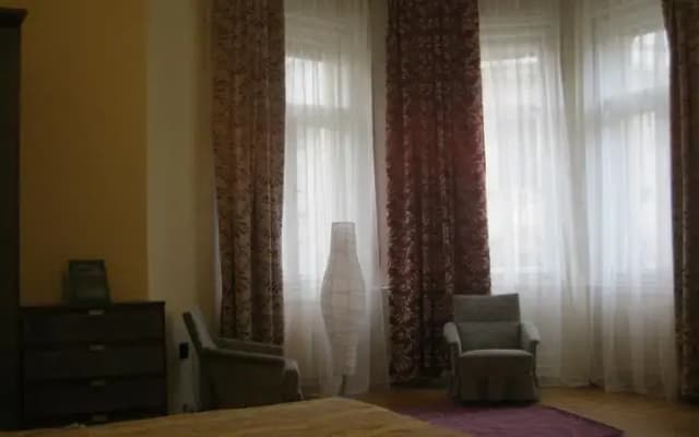 Classical Apartment in Downtown - photo 5