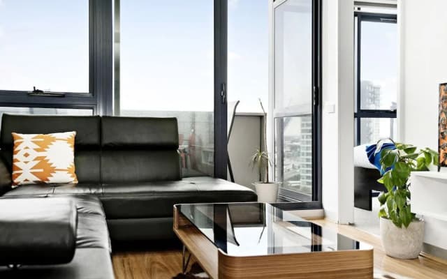 ZEE, 2BDR Southbank Apartment - photo 4