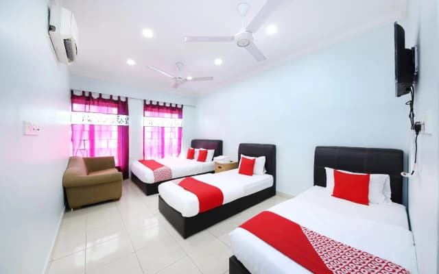 OYO 90170 Dynamic Hotel - photo 3