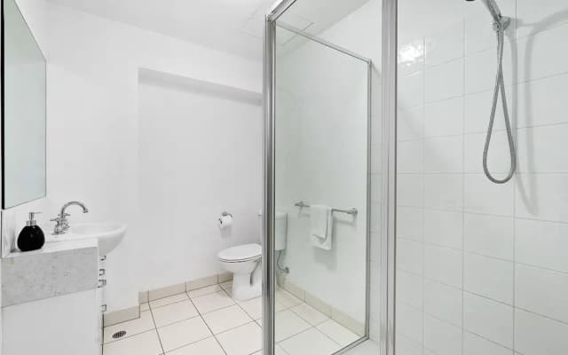 LIZZI, Melbourne Studio Apartment - photo 4