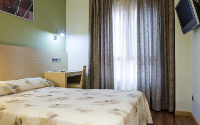 Hotel 4C Bravo Murillo - photo 3