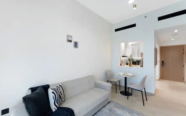 Elegant 1BR Stay in Binghatti Heights - photo 5