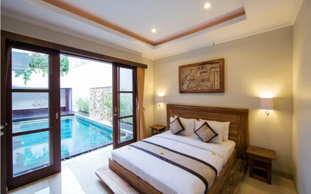 White Lotus Villas Seminyak - photo 3