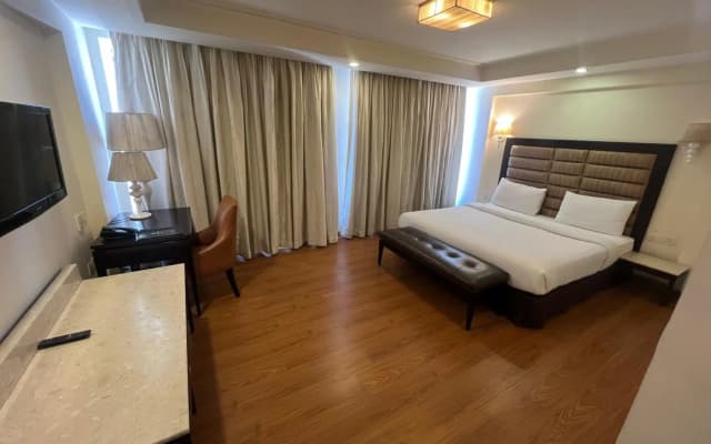 Madhuban Hotel - photo 2