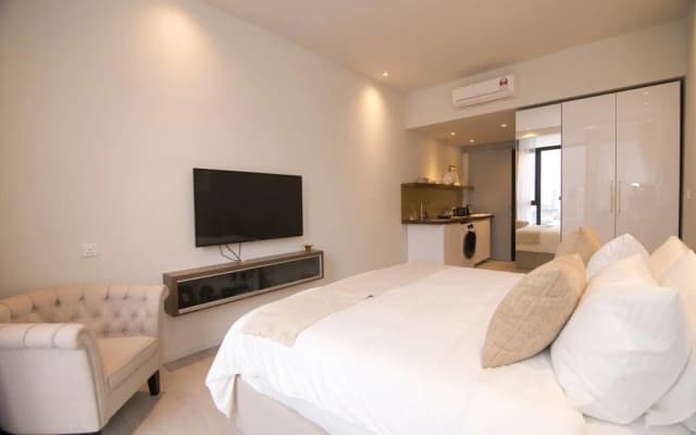 Expressionz Professional Suites by GuestReady - photo 3