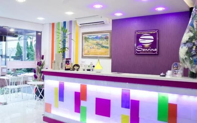 Hotel Sanrina - photo 2