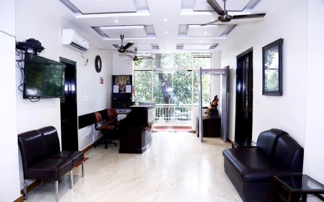 Hotel City Centre Inn New Delhi - photo 2