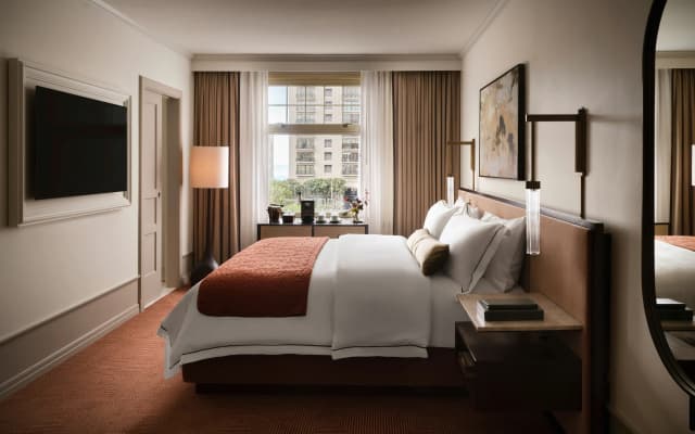 The Huntington Hotel - photo 2