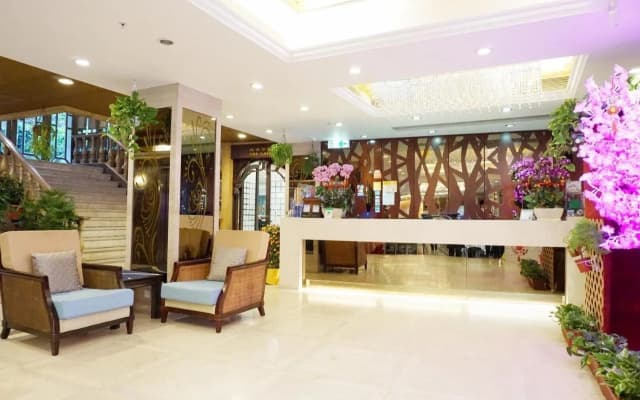 Warwick Hotel - photo 2