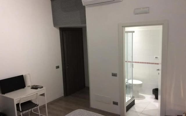 WHATSHOUSE - photo 2