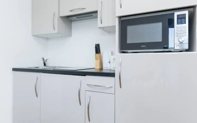 GSES Suite 11B - photo 2
