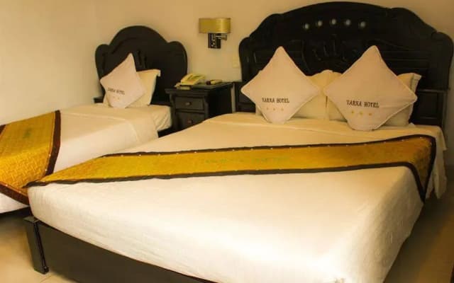 Salem Riverside Hotel - photo 3