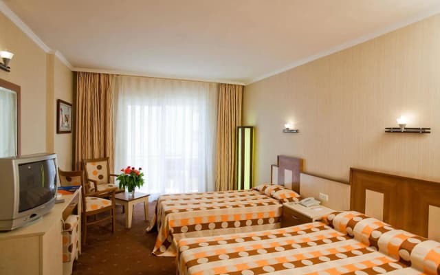 Calido Sol Hotel - photo 3