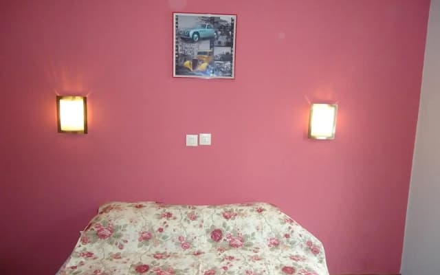 Hipotel Paris Gambetta Republique - photo 4