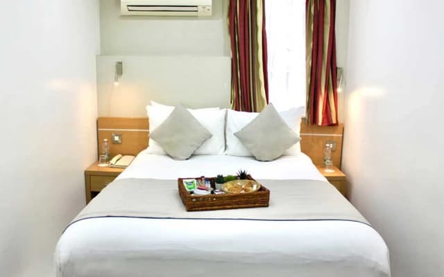 Queens Park Hotel - photo 5
