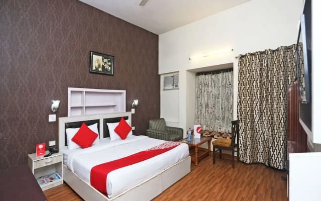 OYO 14908 Chirag Residency - photo 2