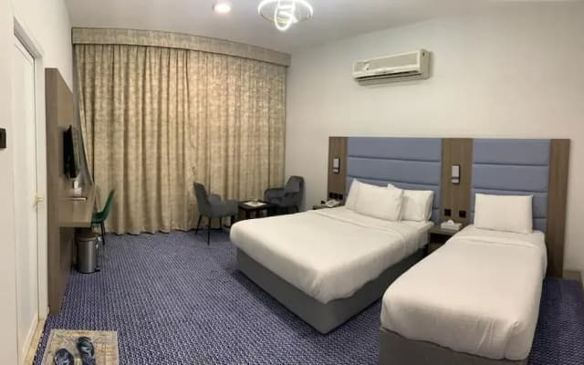 Silver Sand Hotel - photo 5