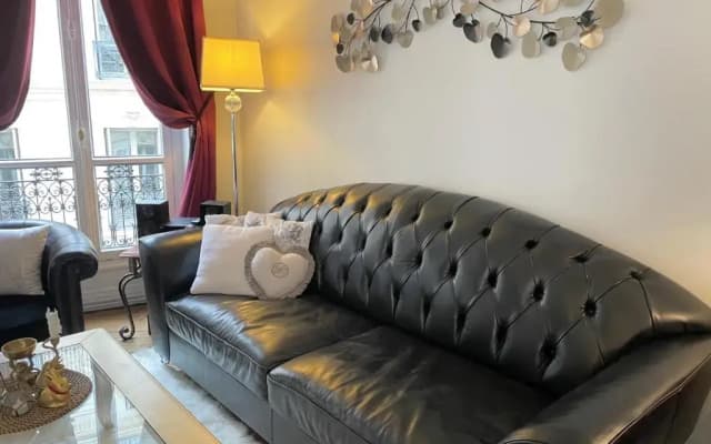 Two-Bedroom Apartment Champs-Elysées - photo 2