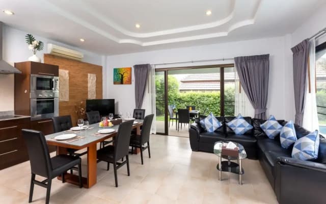 Karon Beach Pool Villa 2 - photo 3