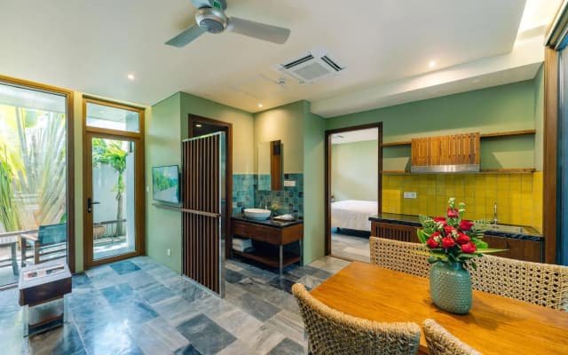 Hotel Chiem Hoian - photo 2