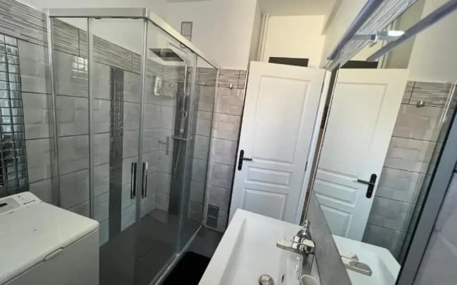Gorgeous 2 bedrooms holiday apartement - photo 5