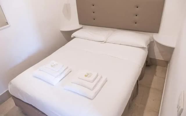 Monti Colosseum Accommodation - photo 3