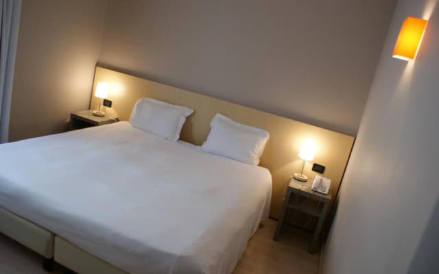 Hotel Aniene - photo 4
