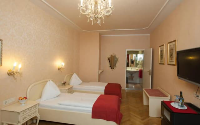 Pertschy Palais Hotel - photo 2