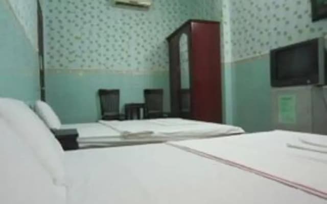 Dao Hung Hotel Saigon - photo 5