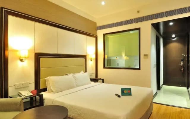Aavaa Surya Continental Hotel - photo 3
