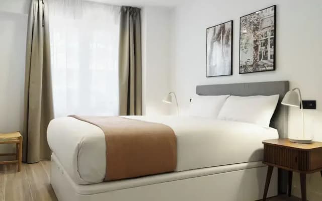 Limehome Madrid Calle de Matilde Diez - photo 4