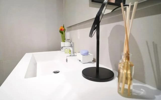 San Babila Modern Apartment - photo 3