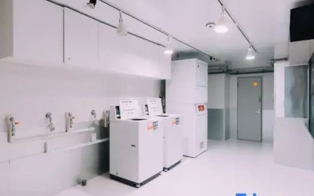 Minimalist Loft 99: Namba Compact Studio & 24/7 Gym - photo 3
