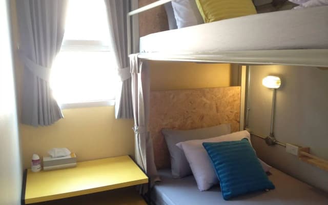 Cubic Bangkok Hostel - photo 5