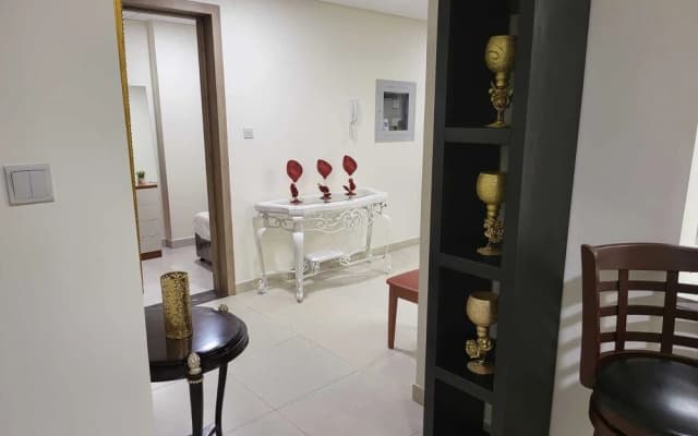 401 Luxury 2Bhk Apartment With Maid Room - photo 2