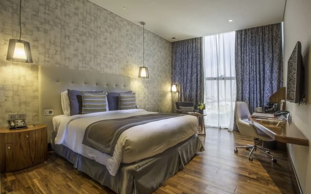 The Avenue Hotel - photo 4