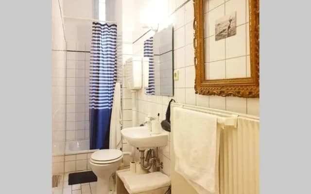 2 Room apartment in center Friedrichshain - photo 5
