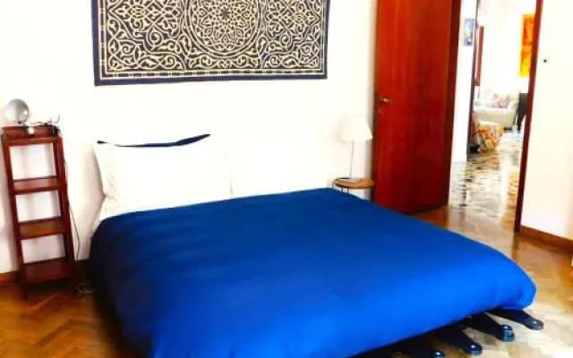Nouvelle Vague Apartment - photo 3