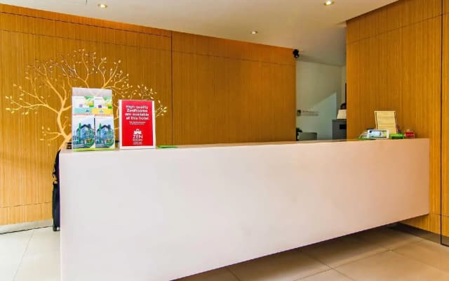 ZEN Premium Pancoran Pomelotel - photo 2