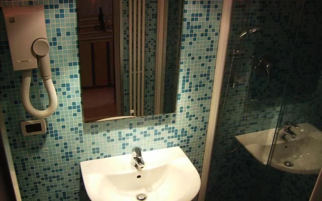 Hotel Hesperia - photo 5