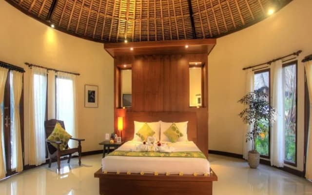 Villa Kunang Kunang - photo 2