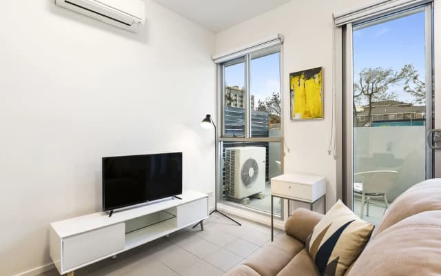 Poplar Sanctuary Apartments - photo 5