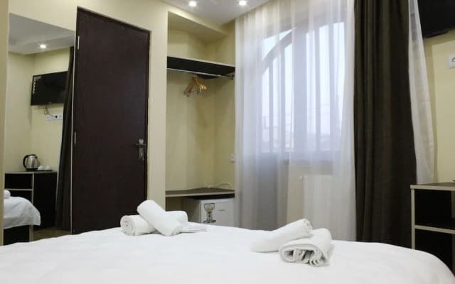 M&M Hotel - photo 3