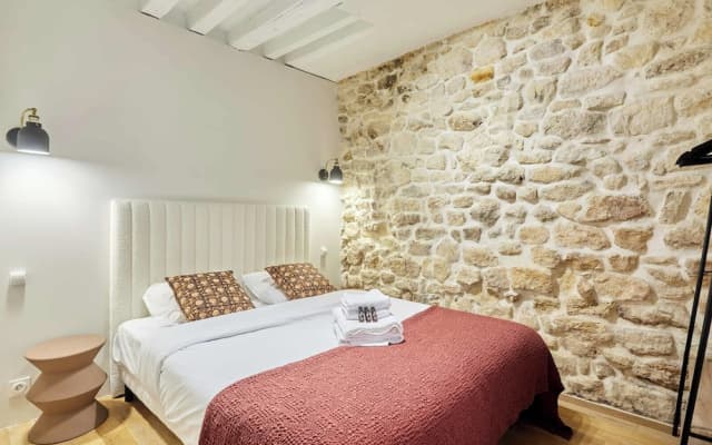Superb AC Apartement Notre Dame de Paris - photo 2