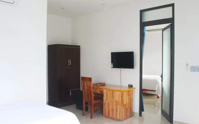 Sunshine Ha My Beach Villa - photo 3